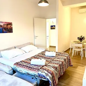 Panoramic Dream House Navigli , Milano Italia